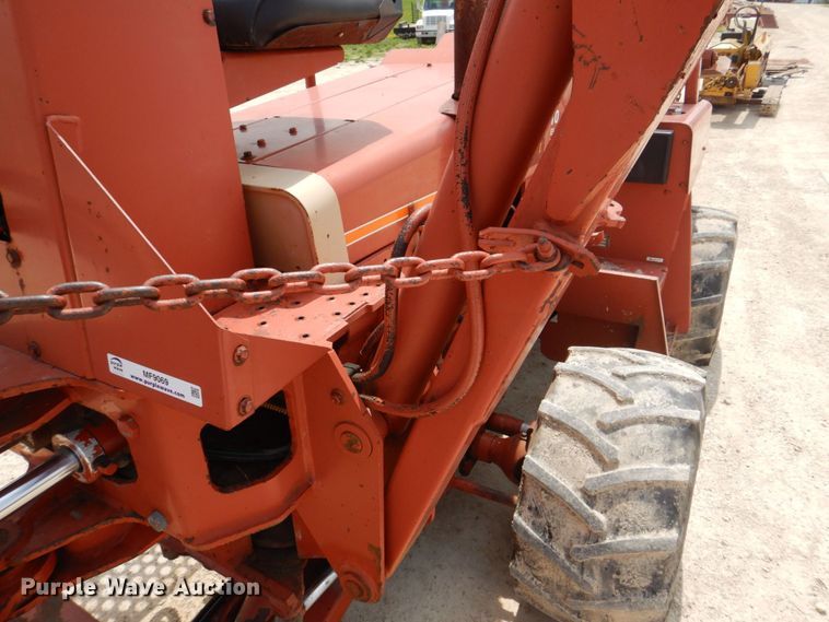 image for item MF9069 Ditch Witch 5010  trencher