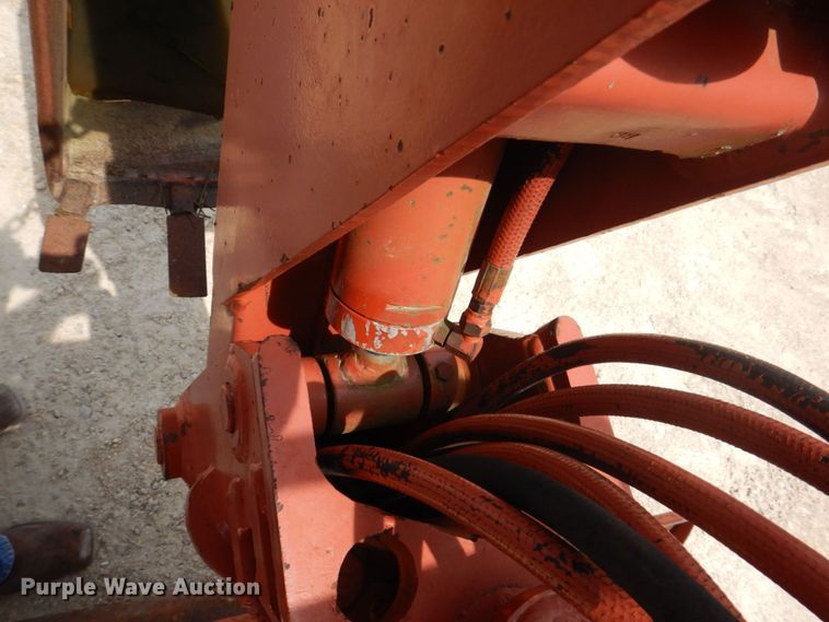 image for item MF9069 Ditch Witch 5010  trencher