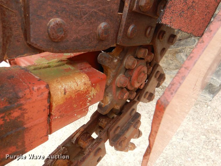 image for item MF9069 Ditch Witch 5010  trencher