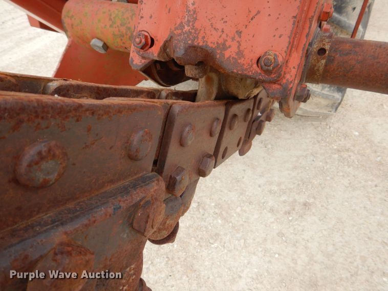 image for item MF9069 Ditch Witch 5010  trencher