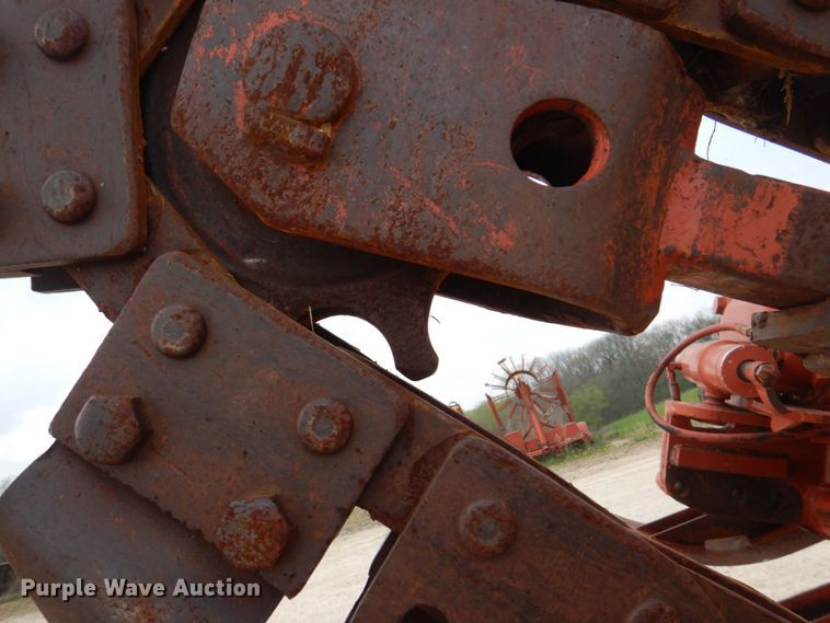 image for item MF9069 Ditch Witch 5010  trencher