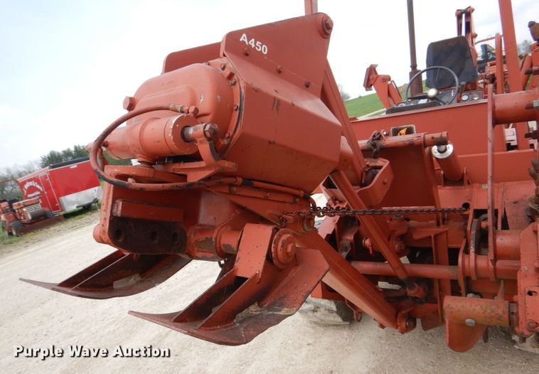 image for item MF9069 Ditch Witch 5010  trencher