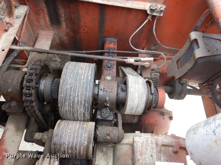 image for item MF9069 Ditch Witch 5010  trencher