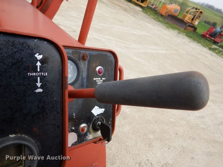 image for item MF9069 Ditch Witch 5010  trencher