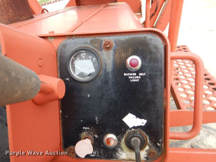 image for item MF9069 Ditch Witch 5010  trencher