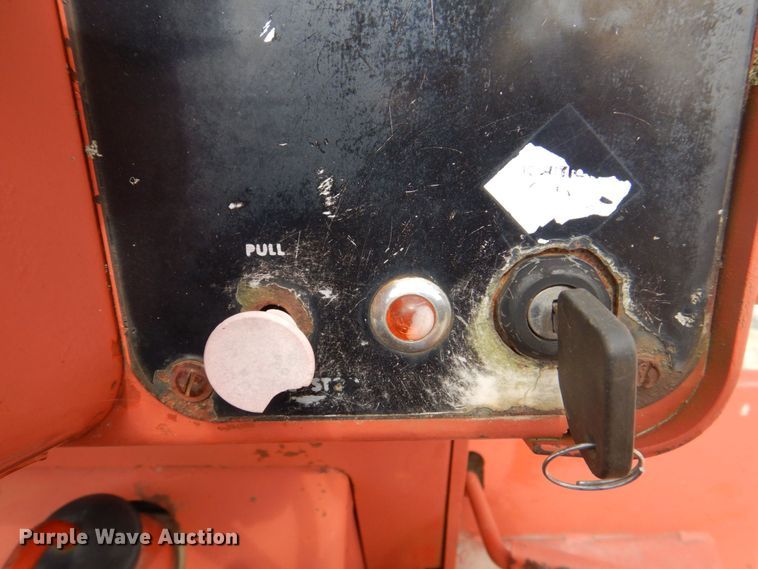 image for item MF9069 Ditch Witch 5010  trencher