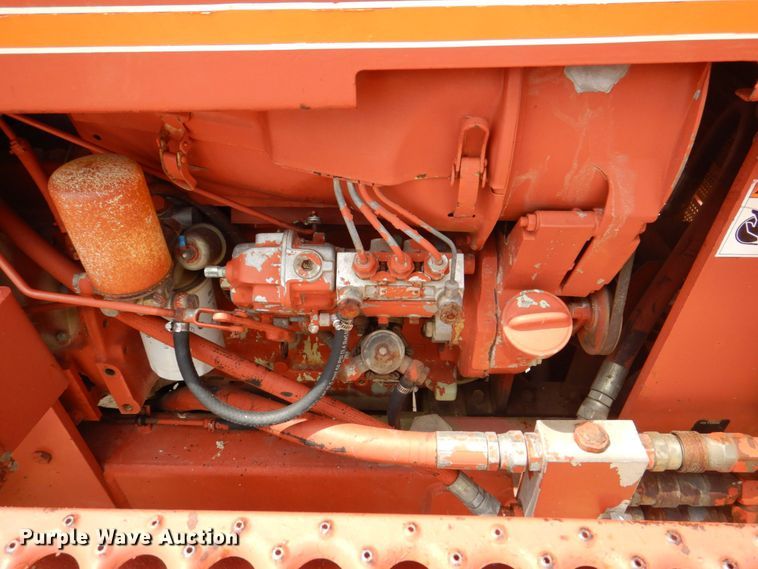 image for item MF9069 Ditch Witch 5010  trencher