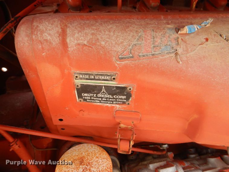 image for item MF9069 Ditch Witch 5010  trencher