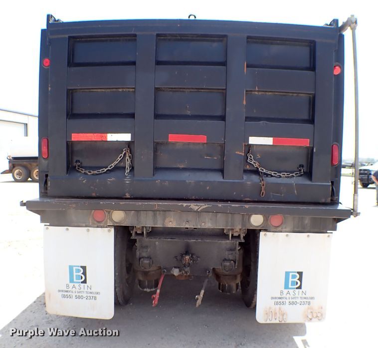 image for item MF9340 2016 Peterbilt 579  dump truck