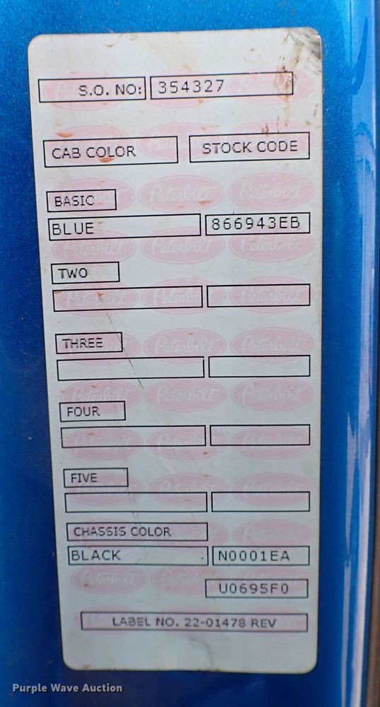 image for item MF9340 2016 Peterbilt 579  dump truck