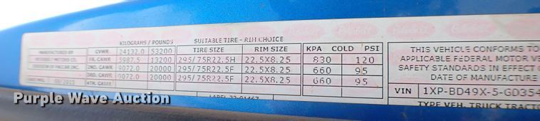 image for item MF9340 2016 Peterbilt 579  dump truck