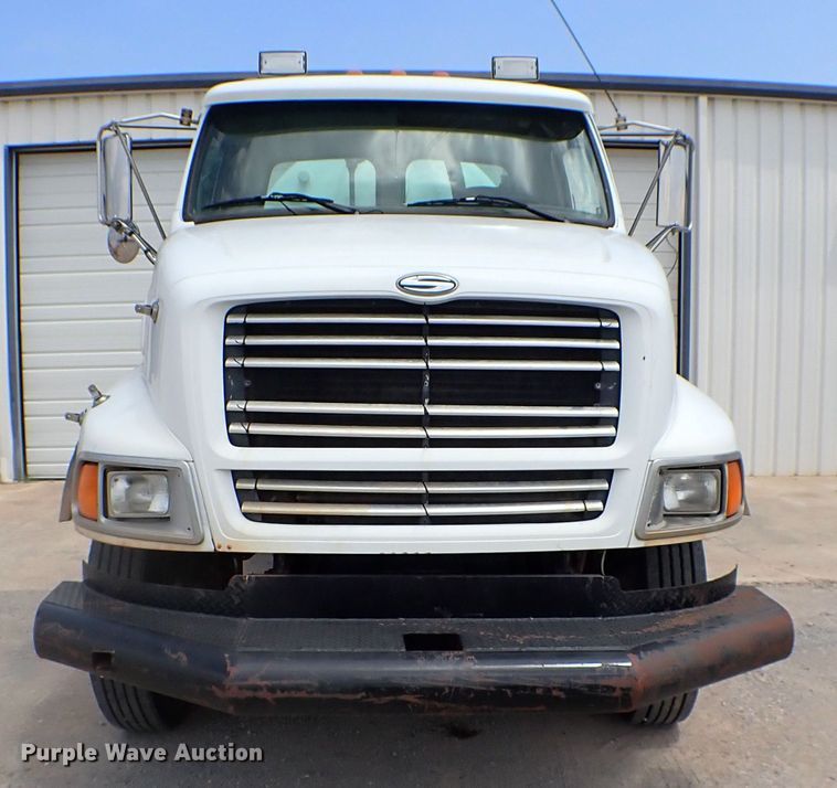 image for item MF9342 1999 Sterling LT3  vacuum truck