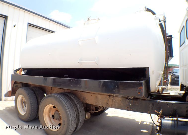 image for item MF9342 1999 Sterling LT3  vacuum truck