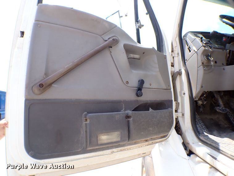 image for item MF9342 1999 Sterling LT3  vacuum truck