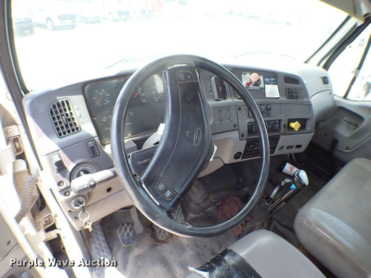 image for item MF9342 1999 Sterling LT3  vacuum truck