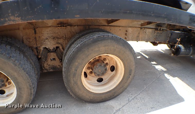 image for item MF9342 1999 Sterling LT3  vacuum truck