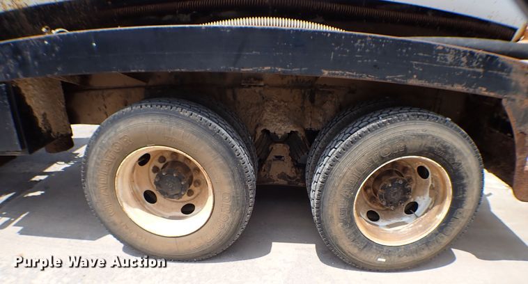 image for item MF9342 1999 Sterling LT3  vacuum truck