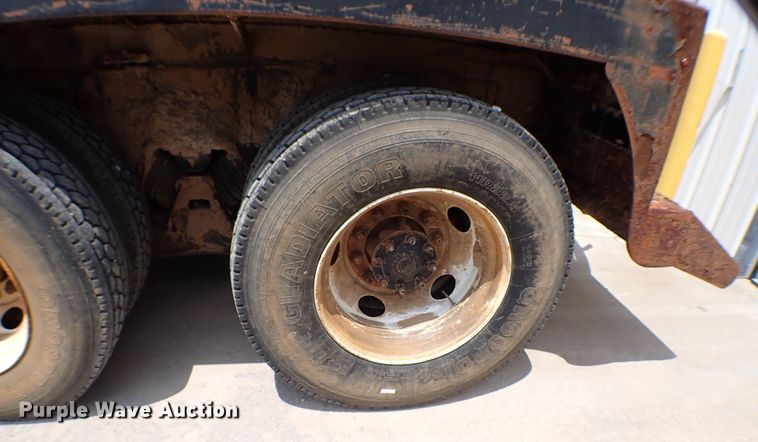 image for item MF9342 1999 Sterling LT3  vacuum truck