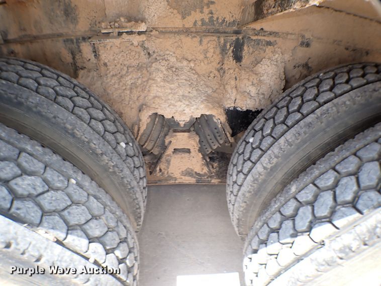 image for item MF9342 1999 Sterling LT3  vacuum truck