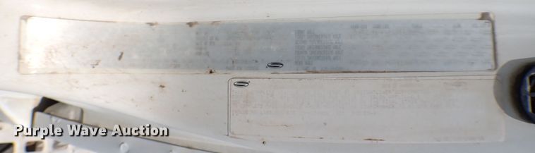 image for item MF9342 1999 Sterling LT3  vacuum truck