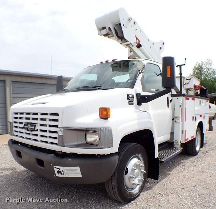 image for item MF9345 2008 Chevrolet C4500  bucket truck