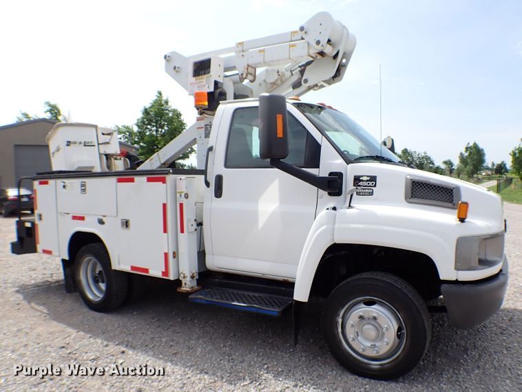 image for item MF9345 2008 Chevrolet C4500  bucket truck
