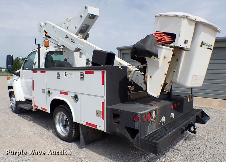 image for item MF9345 2008 Chevrolet C4500  bucket truck