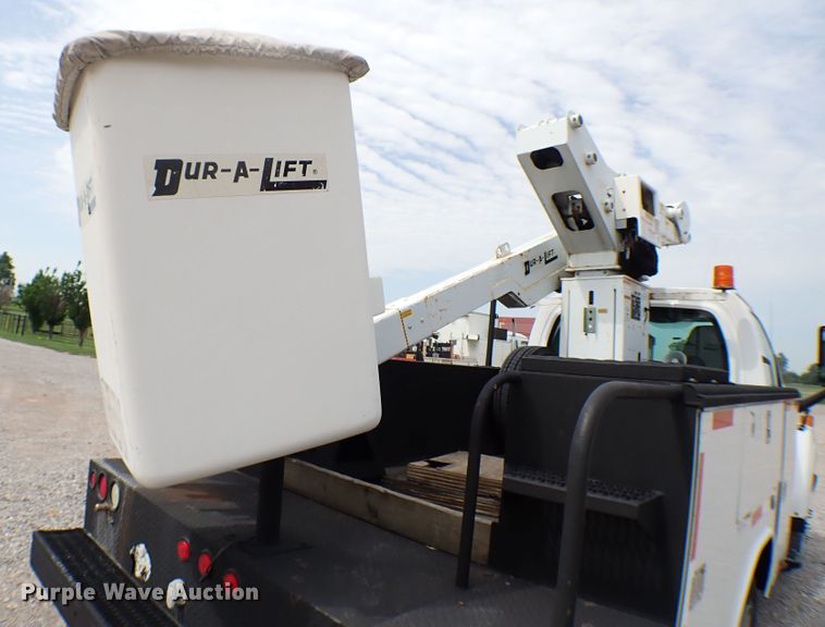 image for item MF9345 2008 Chevrolet C4500  bucket truck