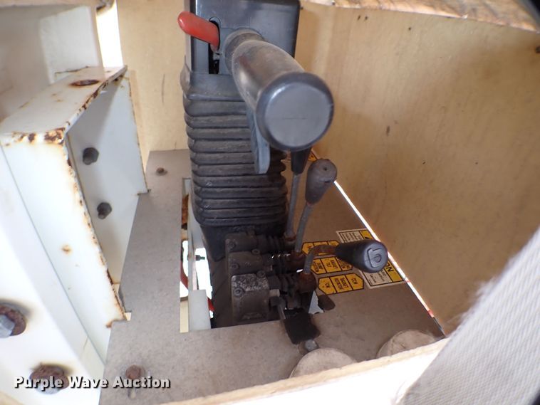 image for item MF9345 2008 Chevrolet C4500  bucket truck