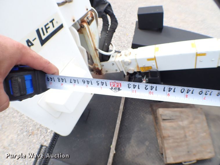 image for item MF9345 2008 Chevrolet C4500  bucket truck