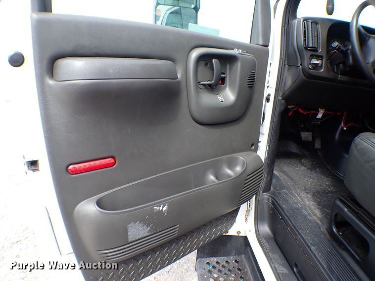 image for item MF9345 2008 Chevrolet C4500  bucket truck