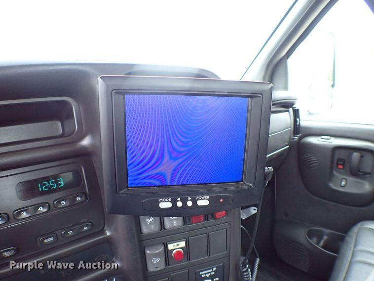 image for item MF9345 2008 Chevrolet C4500  bucket truck