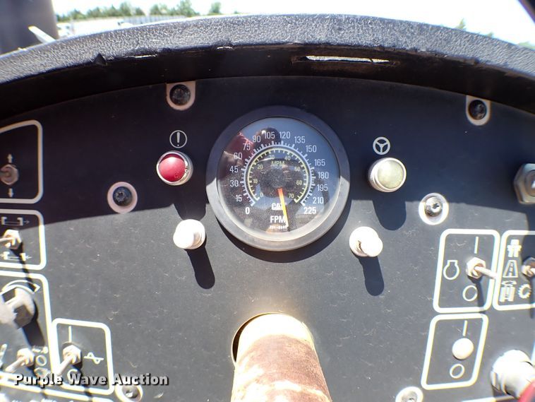 image for item MF9365 2007 Caterpillar AP1055D  paver