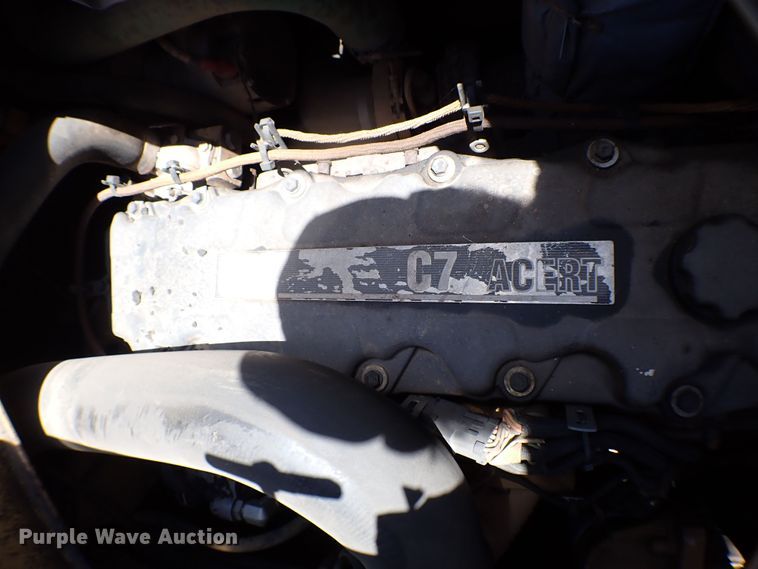 image for item MF9365 2007 Caterpillar AP1055D  paver