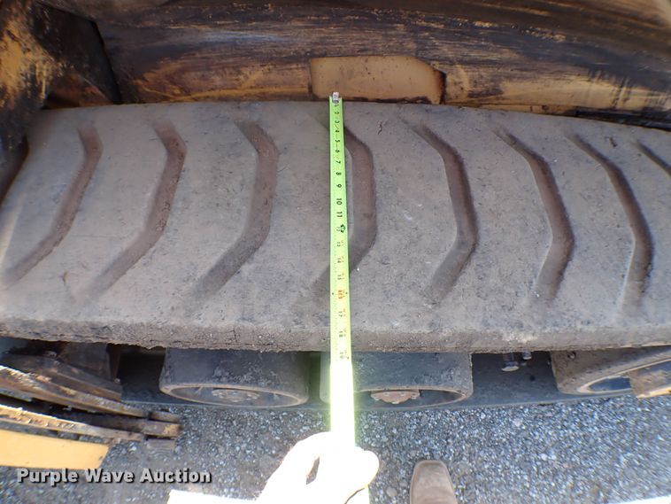 image for item MF9365 2007 Caterpillar AP1055D  paver