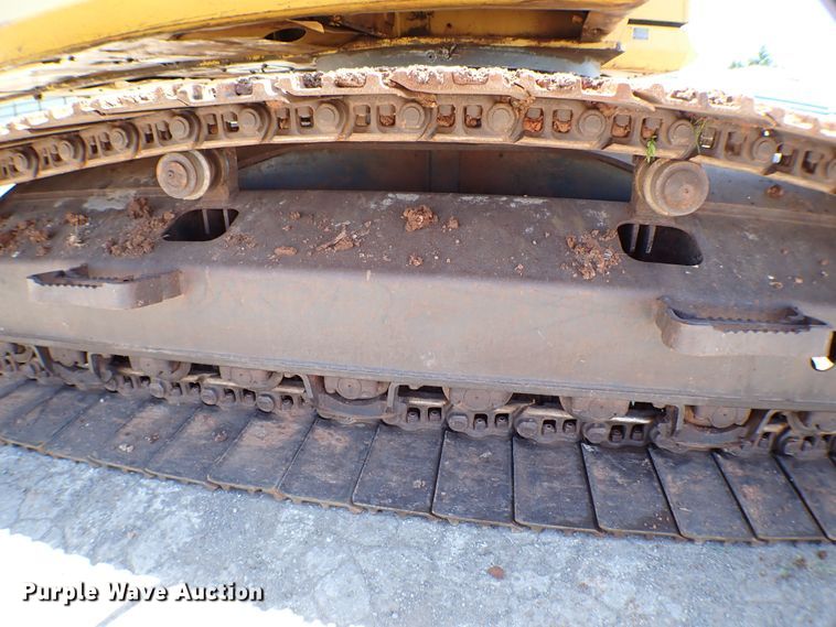 image for item MF9376 2007 Komatsu PC220LC-8  excavator