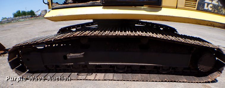 image for item MF9376 2007 Komatsu PC220LC-8  excavator