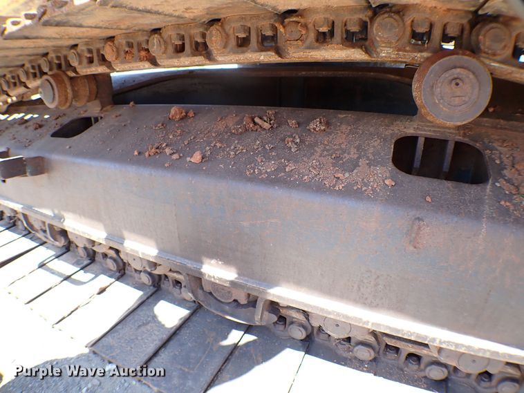 image for item MF9376 2007 Komatsu PC220LC-8  excavator