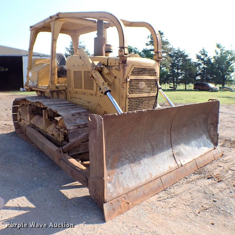 image for item MF9399 1979 Caterpillar D6D  dozer
