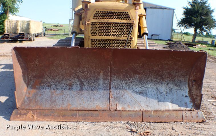 image for item MF9399 1979 Caterpillar D6D  dozer