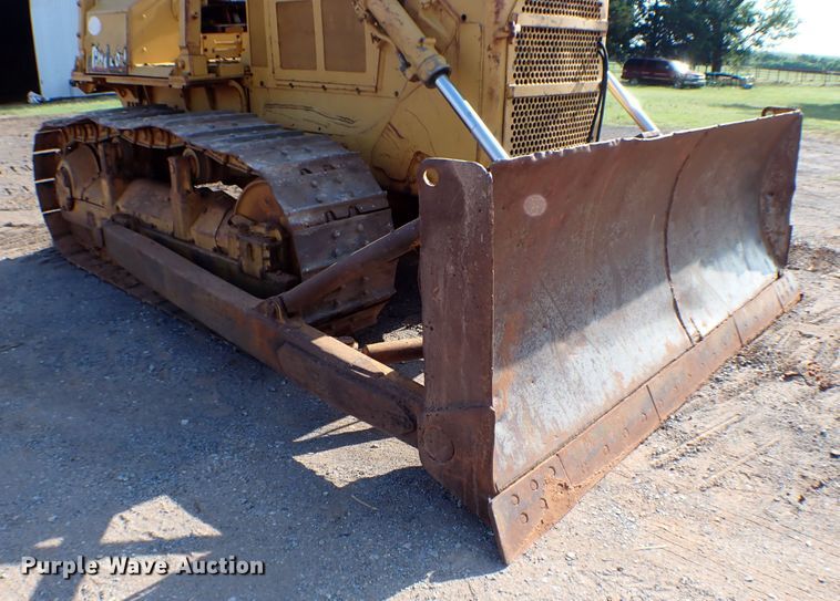 image for item MF9399 1979 Caterpillar D6D  dozer
