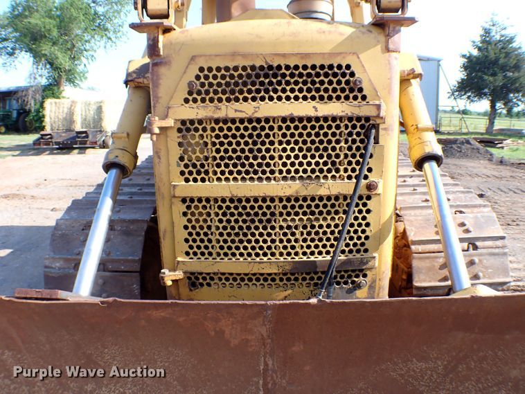 image for item MF9399 1979 Caterpillar D6D  dozer