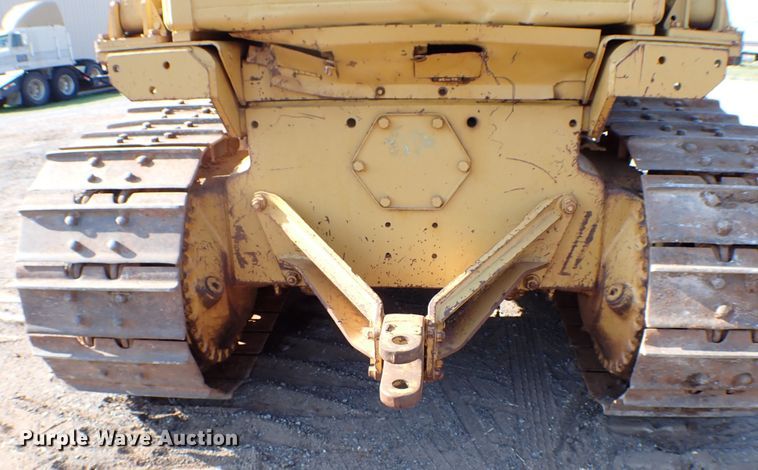 image for item MF9399 1979 Caterpillar D6D  dozer