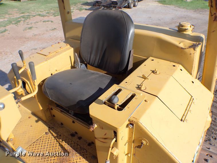 image for item MF9399 1979 Caterpillar D6D  dozer
