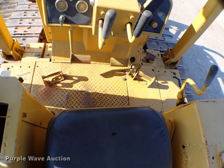 image for item MF9399 1979 Caterpillar D6D  dozer