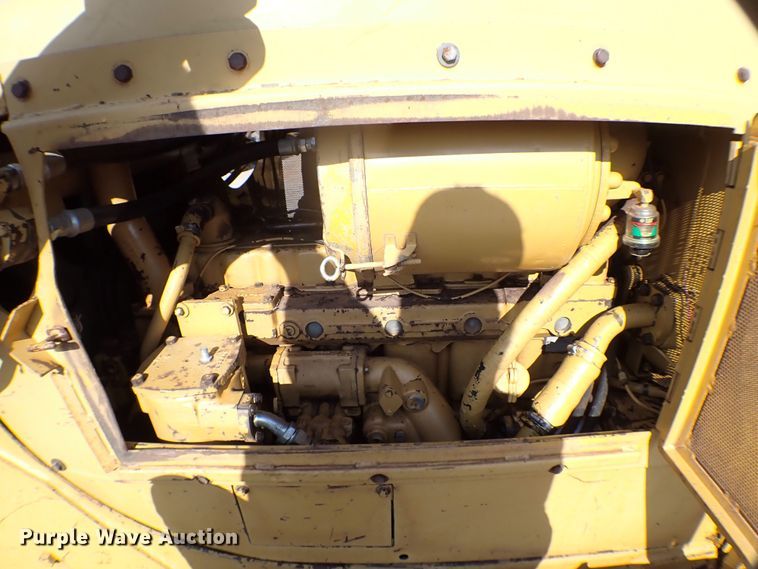 image for item MF9399 1979 Caterpillar D6D  dozer