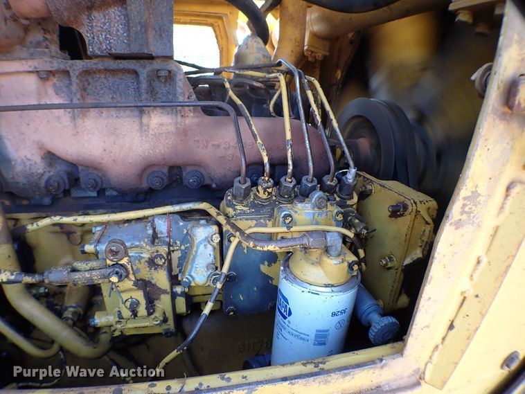 image for item MF9399 1979 Caterpillar D6D  dozer