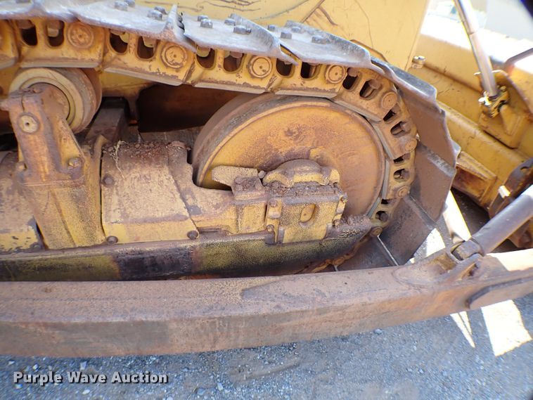 image for item MF9399 1979 Caterpillar D6D  dozer