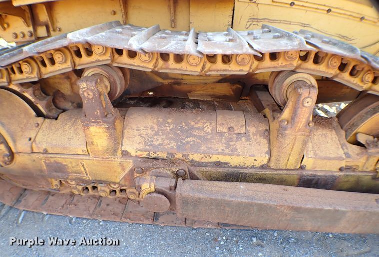 image for item MF9399 1979 Caterpillar D6D  dozer