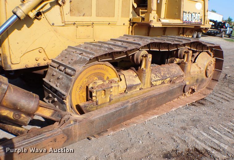 image for item MF9399 1979 Caterpillar D6D  dozer